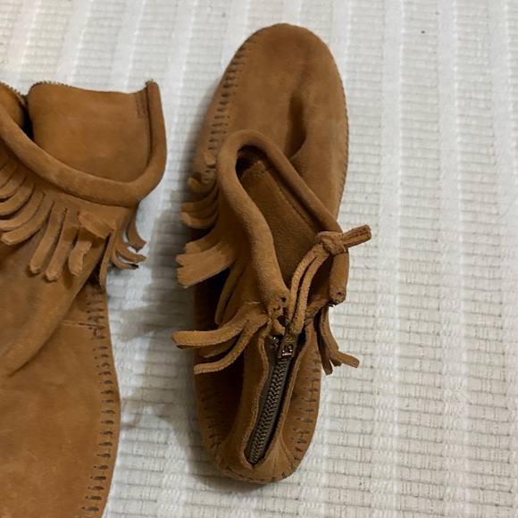 Minnetonka Brown Fringe Moccasins - Picture 2 of 3